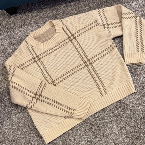 Women’s Beige Plaid Sweater - Picture 2 of 2